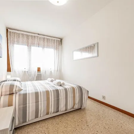 Sole In - 5min From Airport *