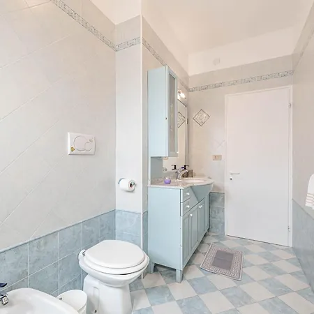 Sole In - 5min From Airport Venecia